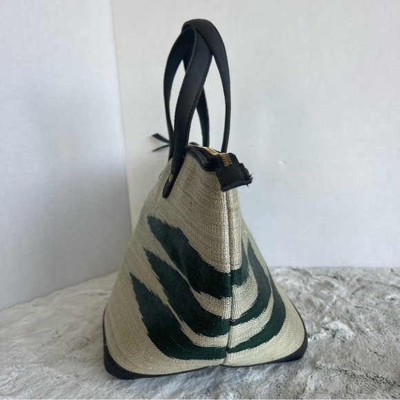 New Decena Collections Stylish Black and Green Bag Set - Picture 7 of 15